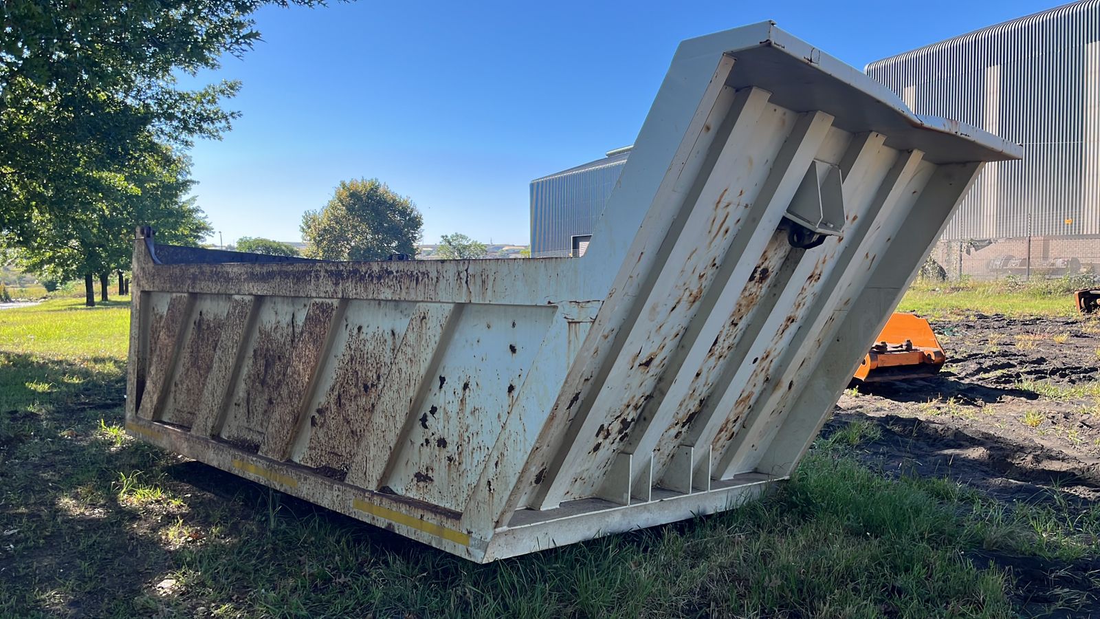 Tipper body before