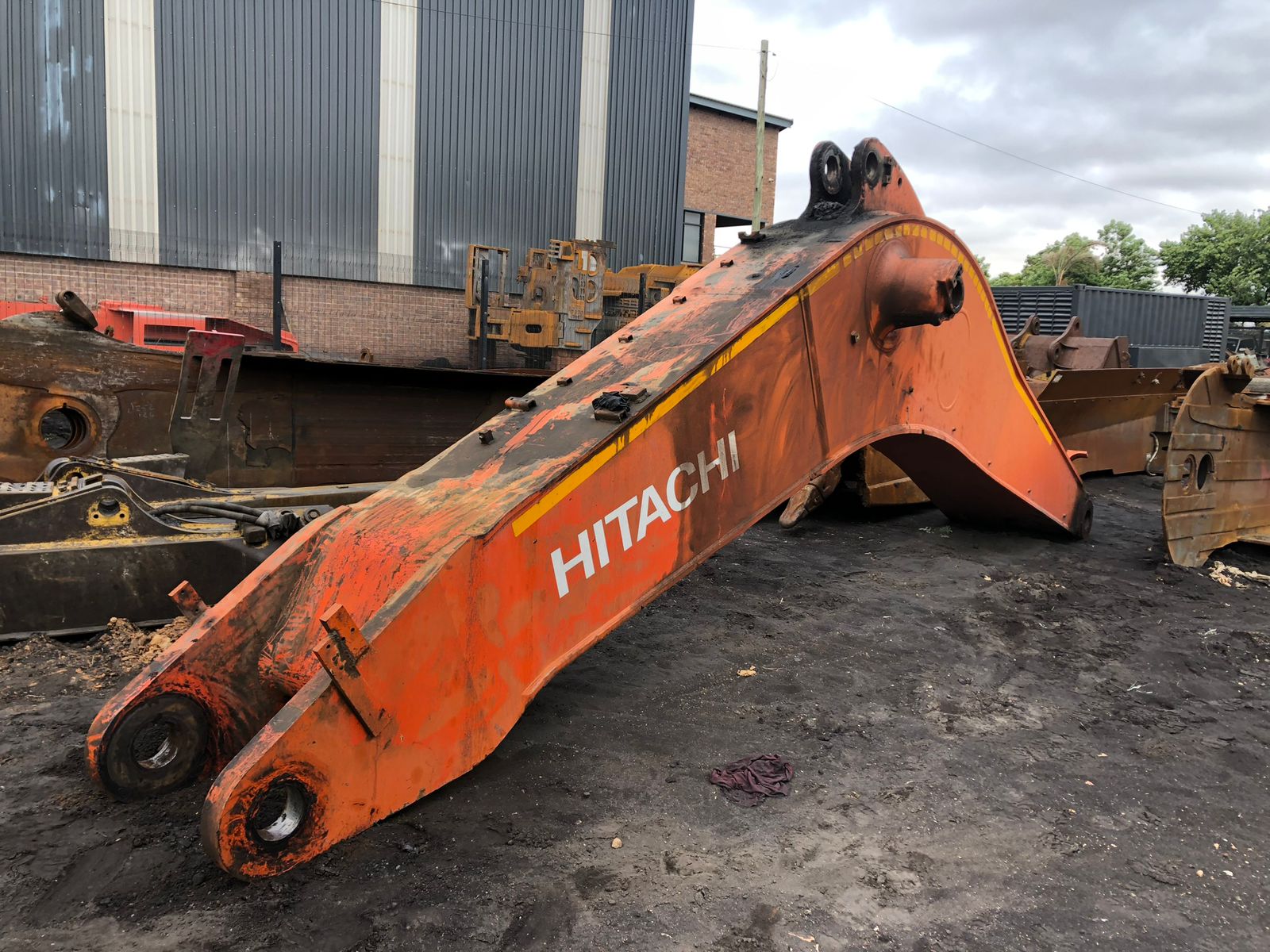 Hitachi boom before