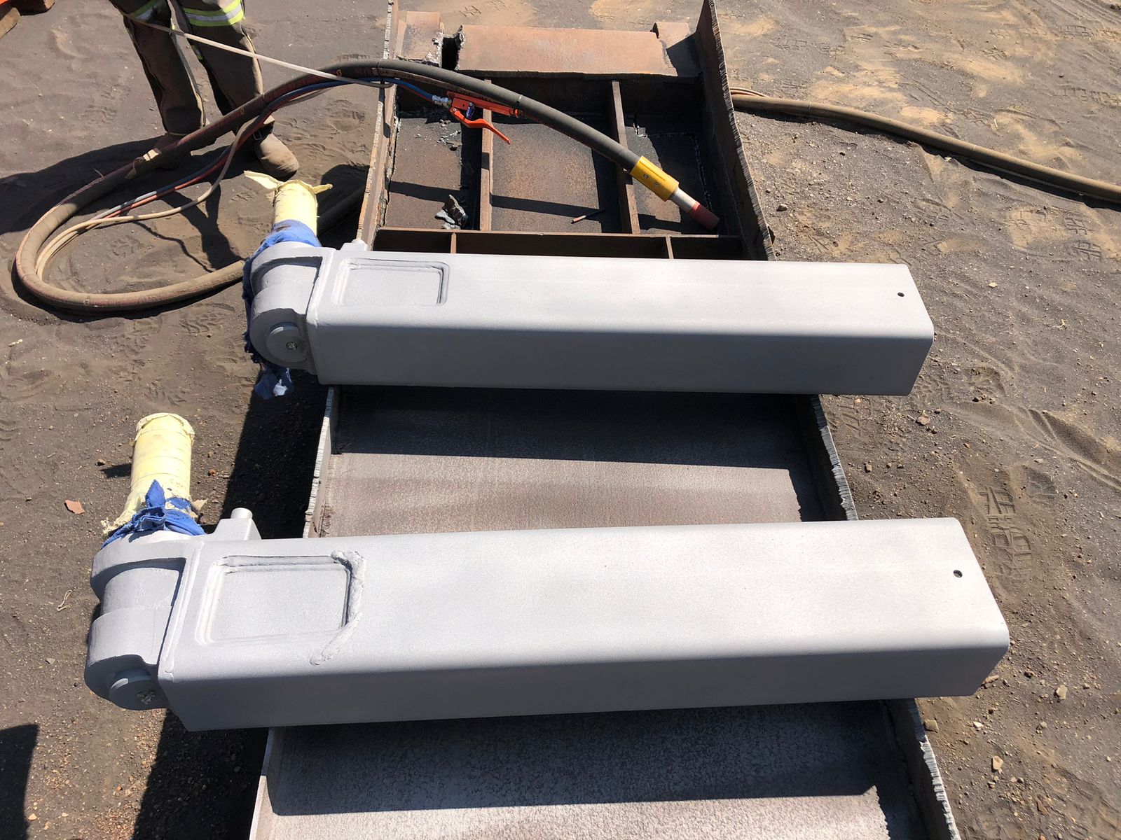 Hydraulic cylinders
