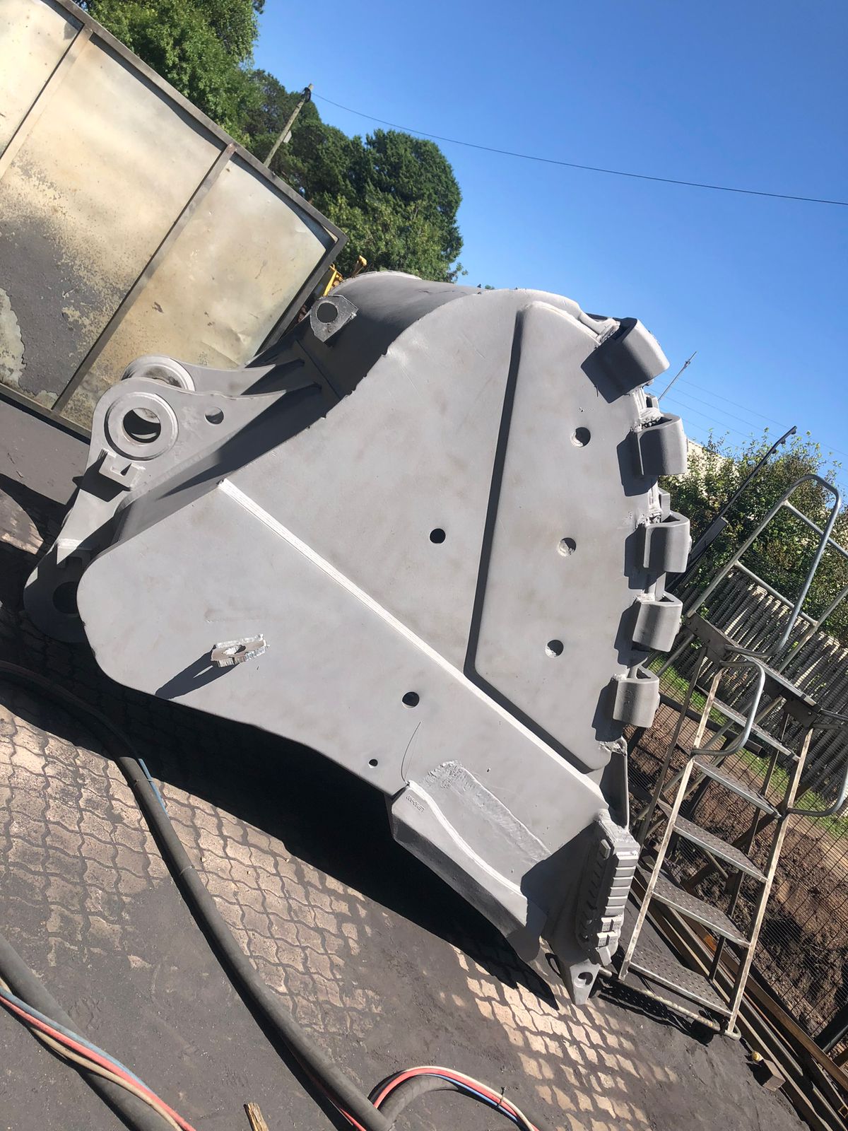Bucket profile